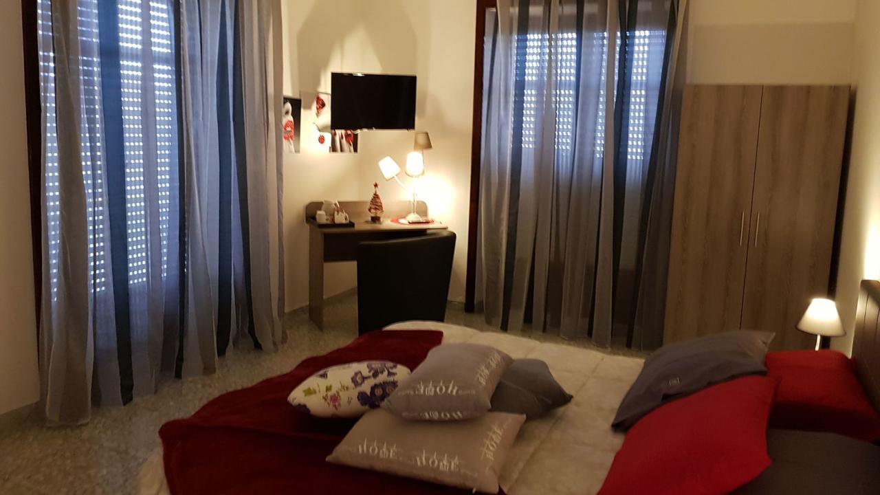 B & B Leti 巴蒂帕利亚 外观 照片