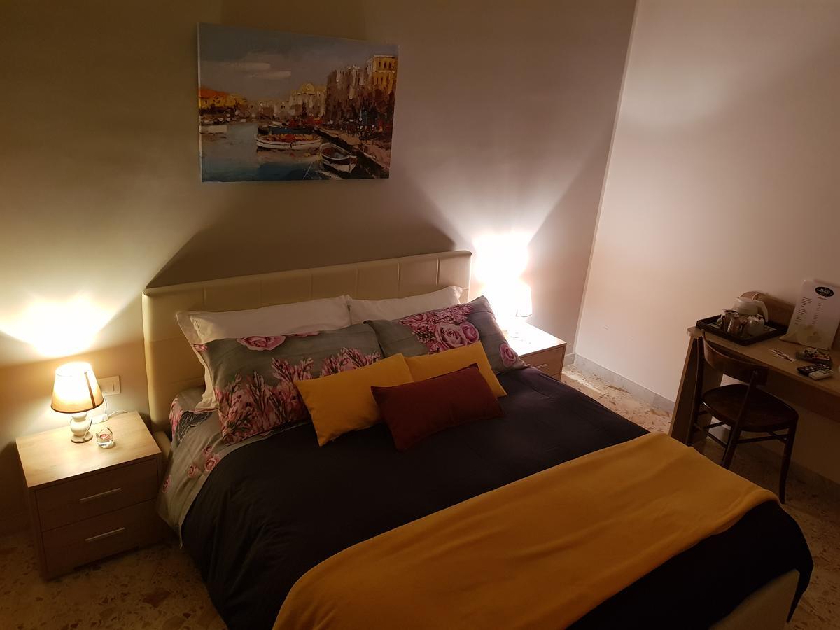 B & B Leti 巴蒂帕利亚 外观 照片