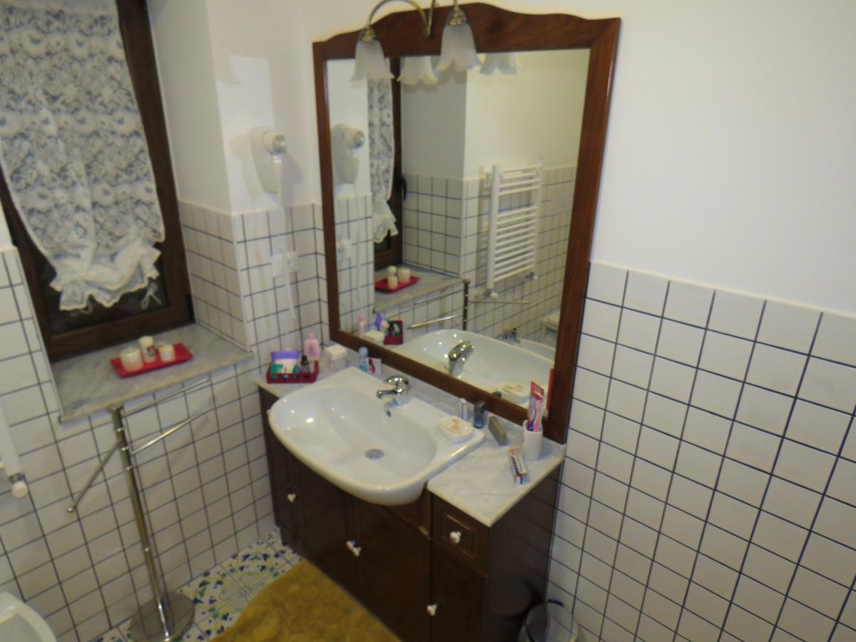 B & B Leti 巴蒂帕利亚 外观 照片